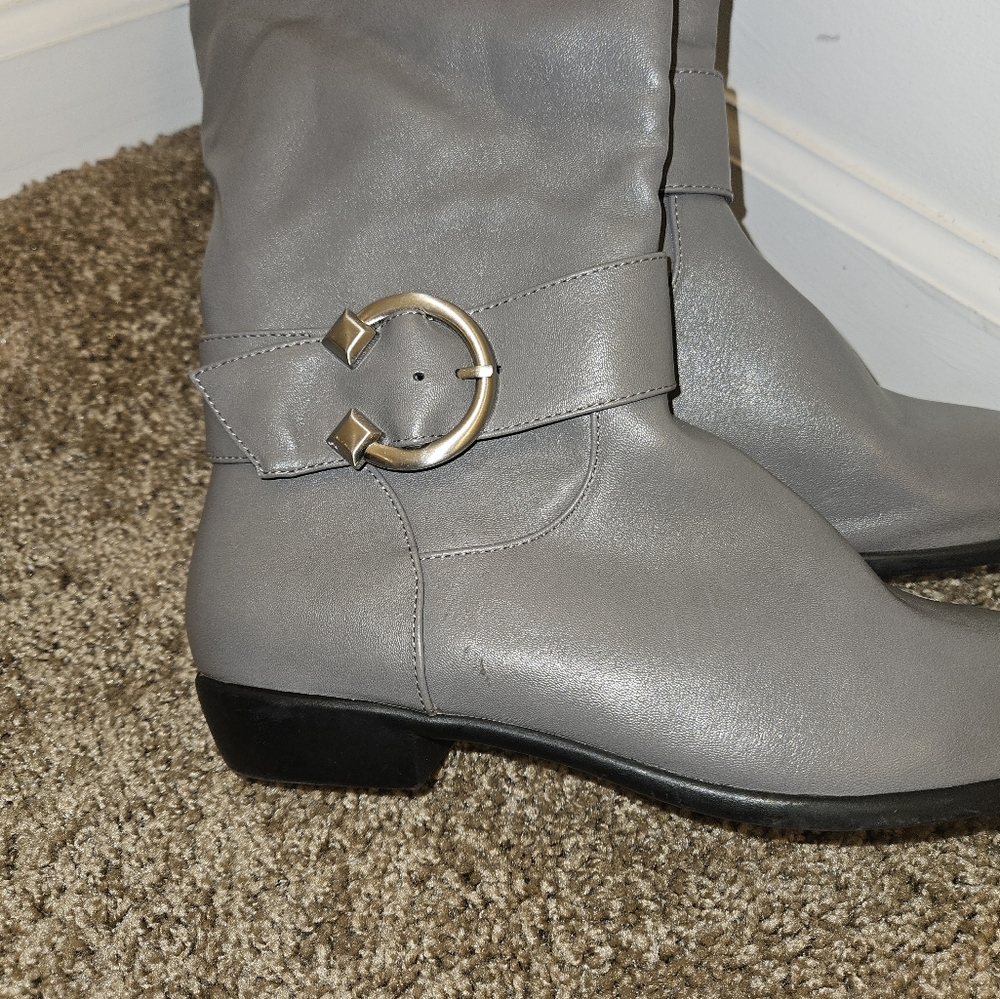 Long Boot - Picture 2 of 5